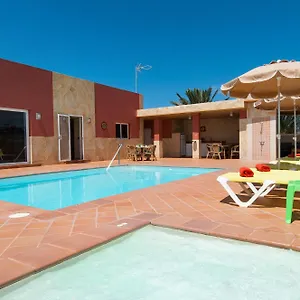  Villa Los Azules With Pool And Jacuzzi